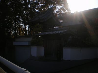 夕闇の正光寺