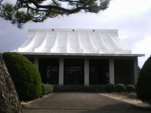 徳雲寺 ～ 晩秋の寺町に佇むその本堂