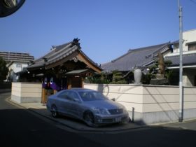 ある晴れた冬の日の松月院